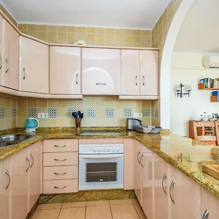 El Capistrano Playa 301 נרחה